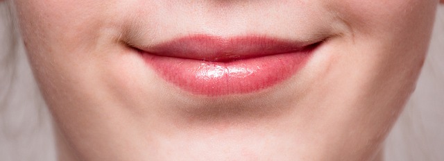 Трескаются уголки губ, какого витамина не хватает