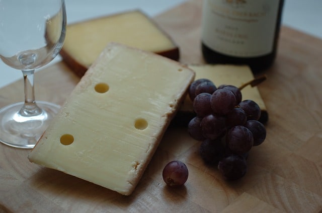 Полезные свойства сыра, какие витамины содержит сыр